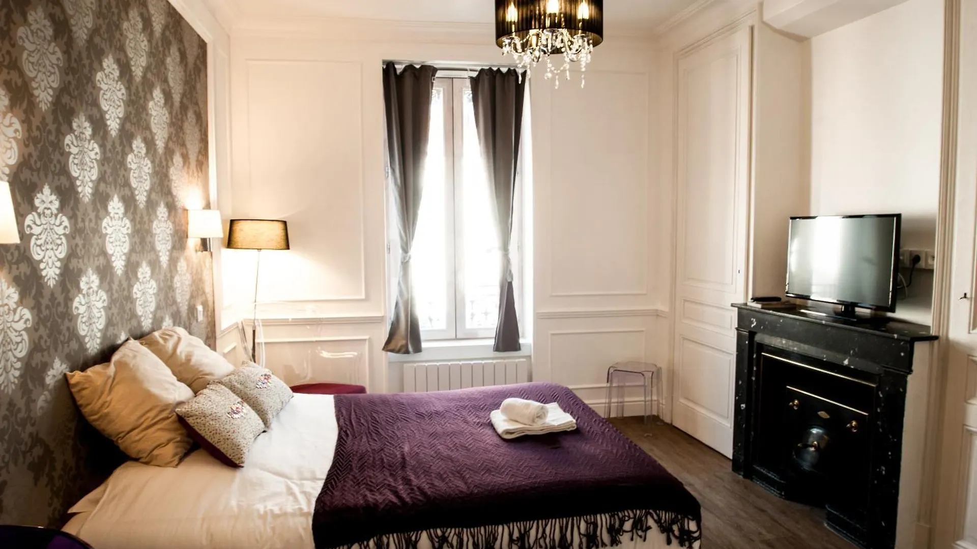 Ferienwohnung Les Charmettes - Lyon 6Ieme